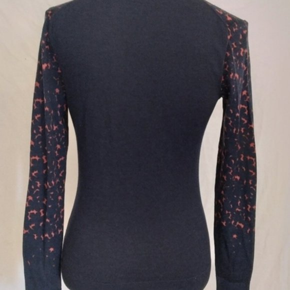 Tory Burch Navy Blue multi-floral cardigan thin wool Size Small - Picture 2 of 7